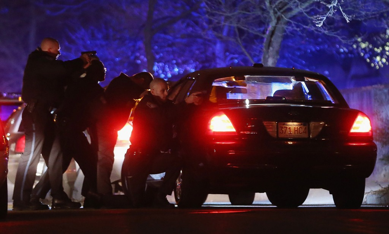 Illustration for article titled Scenes From The Watertown Manhunt